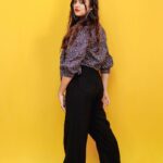 Ketaki Kulkarni Instagram - 🪄 Mua & hairstyle @glamorous_vanshikajain Jeans @shoppingfactory11 Top @15buttons Captured by @the.redframe_ Edited by @sk__sunny_007 #ketakikulkarni #instagram
