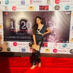 Ketaki Kulkarni Instagram - The one after it’s a HIT 🧿🙏🤍 Last night at the success party of our film #1920horrorsoftheheart #godisgreat #ketakikulkarni #1920