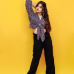 Ketaki Kulkarni Instagram - 🪄 Mua & hairstyle @glamorous_vanshikajain Jeans @shoppingfactory11 Top @15buttons Captured by @the.redframe_ Edited by @sk__sunny_007 #ketakikulkarni #instagram