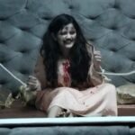Ketaki Kulkarni Instagram - Lights, camera, action! Behind the scenes of our epic movie #1920horrorsoftheheart which is doing absolutely good in cinemas right now! 🧿🙌🏻 From script to screen, witness the incredible effort that goes into making a movie!! And that cheer by ofc THE MAIN MAN @vikrampbhatt sir says it all 😌🧿🙌🏻 #1920horrorsoftheheart #behindthescenes @krishnavbhatt @maheshfilm @avikagor