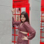 Ketaki Kulkarni Instagram - In the blink of an eye, witness the mesmerizing metamorphosis of style… 📍 @infinitimallmumbai 📸✂️ - @saifcreations Styled by @fashionista__aisha Outfit @zinklondon ⚙️ - asquaremedia786 #ketakikulkarni #saifcreations #styledbyfashionista__aisha #reels #transition