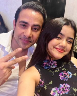 Ketaki Kulkarni Instagram - First screening of my first venture
🙏🧿
Thankyou team 1920 horrors of the heart for the evening I would never forget, it was very special!🤍🧿

#godisgood 🙏🧿

#1920horrorsoftheheart #1920 #bollywood #upcomingmovie #upcomingbollywoodmovie