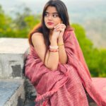 Ketaki Kulkarni Instagram - मन मस्त मगन बस तेरा नाम दोहराए 🌾🌼✨