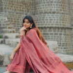 Ketaki Kulkarni Instagram - मन मस्त मगन बस तेरा नाम दोहराए 🌾🌼✨
