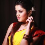 Ketaki Kulkarni Instagram - 🌻💫🦢🌙🍂🪞 MUA @makeupby_khushboopillai Hair @beautyby_looks Captured by @snapshooters__photography #saree #sareefashion #sareelove #ketakikulkarni