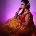 Ketaki Kulkarni Instagram - 🌻💫🦢🌙🍂🪞 MUA @makeupby_khushboopillai Hair @beautyby_looks Captured by @snapshooters__photography #saree #sareefashion #sareelove #ketakikulkarni