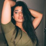 Ketika Sharma Instagram - It’s Full Moon tonight 🌑✨ 📸- @pranav.foto #portrait #month #end