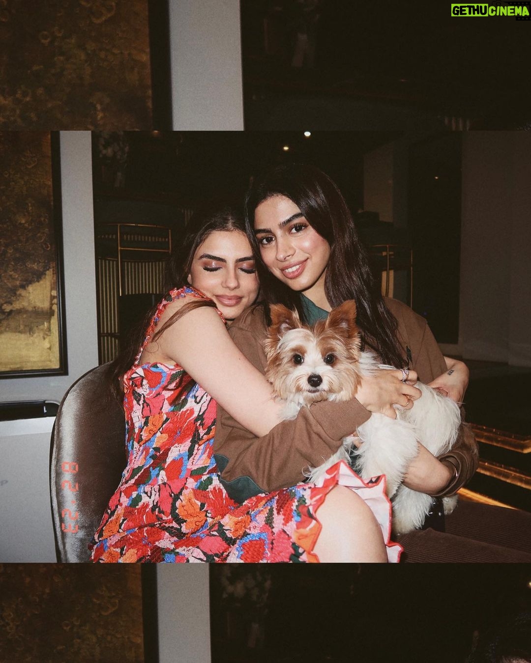 Khushi Kapoor - 305.6K Likes - 👋🏼