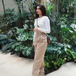 Khushi Kapoor Instagram - Brazillllll🤍 @spacemuffin27 @louisvuitton