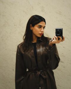 Khushi Kapoor Instagram - 🤍