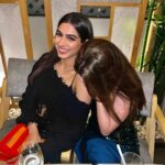 Khushi Kapoor Instagram - 👯‍♀️tweedledum and tweedledee