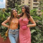 Khushi Kapoor Instagram - 👋🏼🤪✌🏼🥲❤️