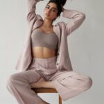 Khushi Kapoor Instagram - Power suit💜👔 📸: @sashajairam 💄: @makeupbyriddhima