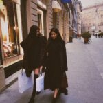 Khushi Kapoor Instagram - Happy bday to my favourite person. I love you the most❤️ happy 23rd (still in shock you’re not actually still 12)