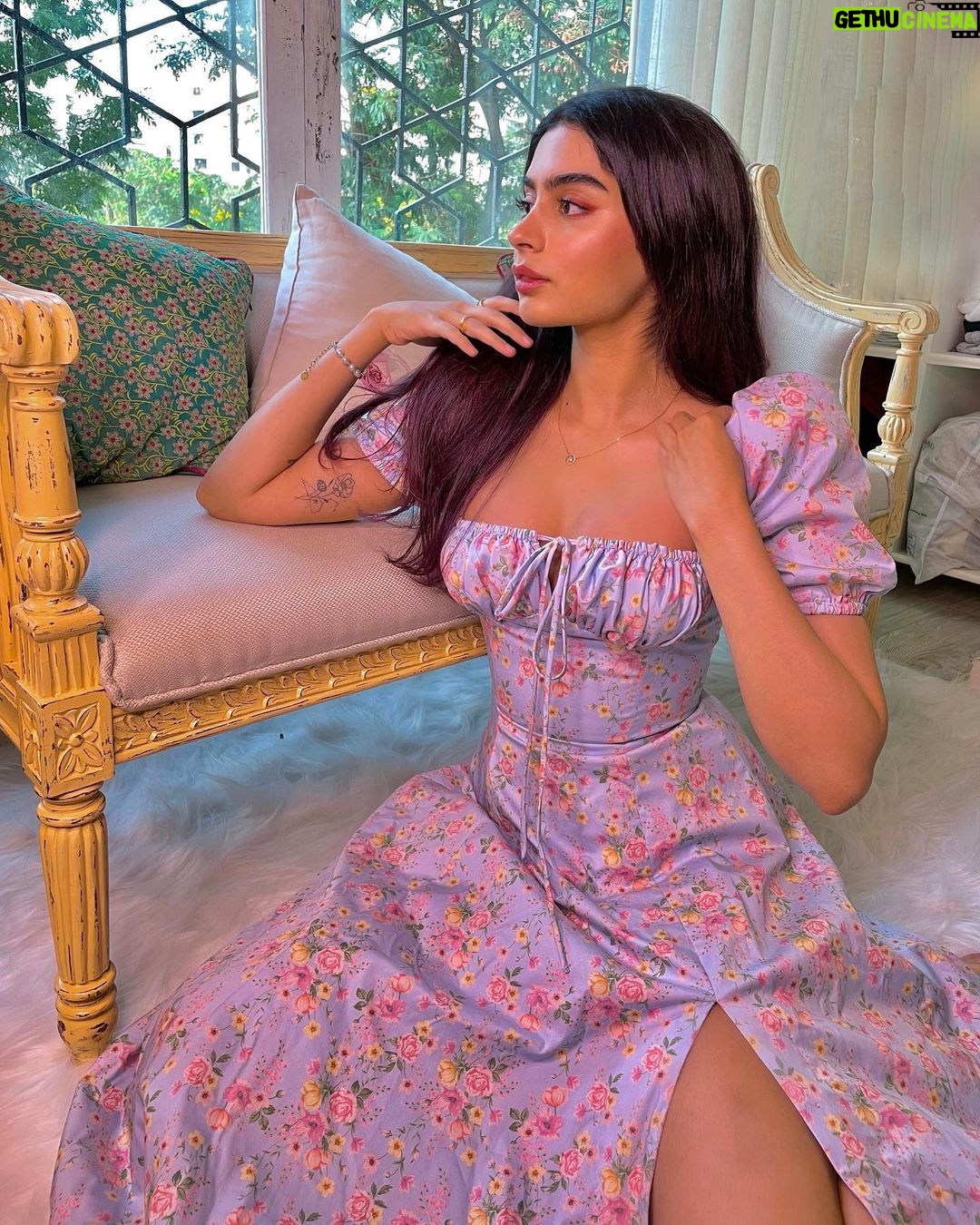 Khushi Kapoor - 211.5K Likes - 👑Princess of........my bedroom😴
