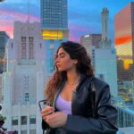 Khushi Kapoor Instagram - Cotton candy sky☁️