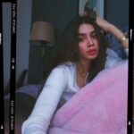 Khushi Kapoor Instagram - Tired and hungry