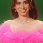 Khushi Kapoor Instagram - ⏰💕It’s reveal-o-clock! 💕⏰ Our favourite style icon, the real life barbie is finally here! Where the paps at!?!?! 🥵😍📸 ✨Unveiling the ultimate fashion IT girl, @khushi05k as the face of FWD✨ Check out her favourite styles on FWD⏩ Only on Myntra Link in bio💥 #FWDSpotItGetIt #MyntraFWDSpotItGetIt #SpotItGetIt #MyntraFWD #FWD #MyntraFWDFam #FWDFam #KhushiKapoor #Reveal #Myntra India