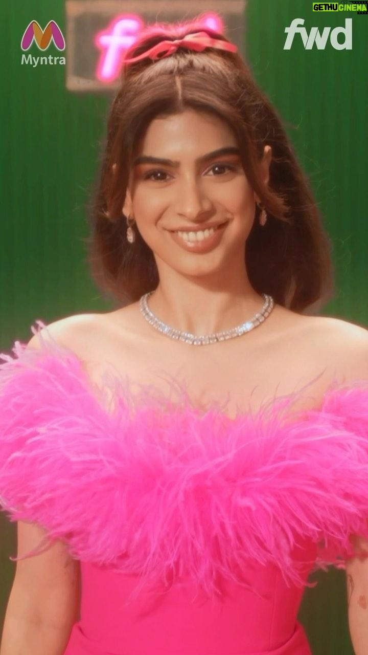 Khushi Kapoor Instagram - ⏰💕It’s reveal-o-clock! 💕⏰ Our favourite style icon, the real life barbie is finally here! Where the paps at!?!?! 🥵😍📸 ✨Unveiling the ultimate fashion IT girl, @khushi05k as the face of FWD✨ Check out her favourite styles on FWD⏩ Only on Myntra Link in bio💥 #FWDSpotItGetIt #MyntraFWDSpotItGetIt #SpotItGetIt #MyntraFWD #FWD #MyntraFWDFam #FWDFam #KhushiKapoor #Reveal #Myntra India
