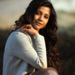 Kinjal Rajpriya Instagram - Nainaaa without chasmaaa 😬 #90s #KalHoNaHo
