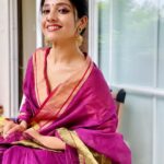 Kinjal Rajpriya Instagram - જે દેખાય તને મુજમાં એતો તારી છબી છે ને જે જોવું હું તુજમાં એ મારું સ્મિત 💜