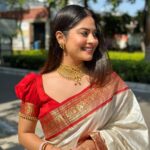 Krishna Mukherjee Instagram - Shubho Bijoya priti o Shubheccha 🙏🏻🥰 Happy Dussehra to everyone 🫶🏻#duggadugga