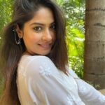 Krishna Mukherjee Instagram - Feeling pretty 🥰 Wearing- @thechikanlabel 😍