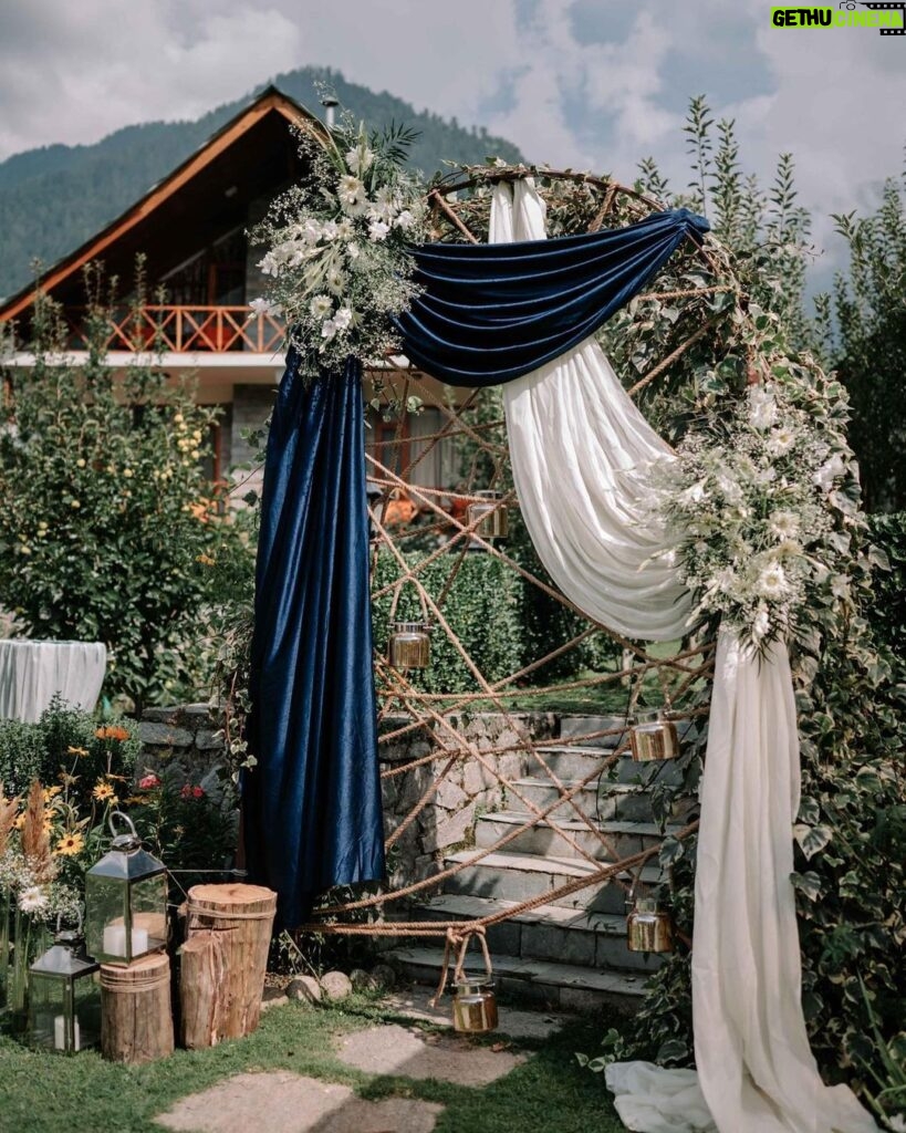 Krishna Mukherjee Instagram - Cherishing The Most Beautiful And Dreamy Day Of Our Life❤️ Happy Engagement Anniversary Chikki 🥰 I LOVE YOU ❤️ Ps. Being married to me for the rest of your life is the real anniversary gift." 🤪 Muuahhhh Memories captured by- @israniphotography Event and Decor planned by @jestbeauevents011 Manali, Himachal Pradesh