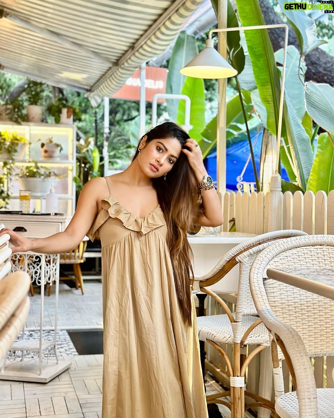 Krishna Mukherjee Instagram - Be a Flame 🔥 In a Frozen world ❄️