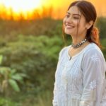 Krishna Mukherjee Instagram - Amader Choto Nodi amader chhoto nodi chole bake bake boishakh maashe tay hnatu jol thake. paar hoe jay goru, paar hoy gaari - dui dhaar unchu taar, dhalu taar paari. By- Ravindra Naath Thakur Shantiniketan , Bolpur