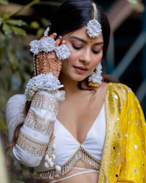 Krishna Mukherjee Instagram - Dear Daddy, no matter where I go in life, you’ll always be my number one man. ❤️

Thank you @israniphotography for capturing these beautiful moments ❤️