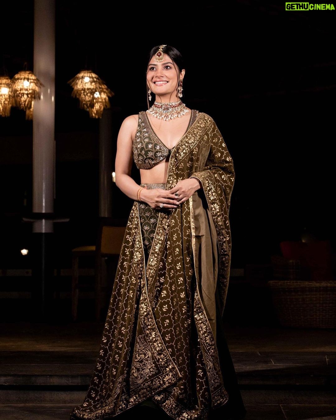 Krishna Mukherjee Instagram - And more 😄💚