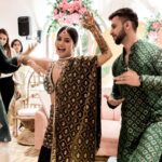 Krishna Mukherjee Instagram - And some more 💚 Friends&Family