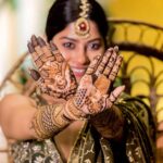 Krishna Mukherjee Instagram - Humari Mehndi 💚 Mehndi- @pinkymehndiart @bhavnamehndiartist Captured by- @israniphotography Style by- @stylebysugandhasood Event&decor- @jestbeauevents011