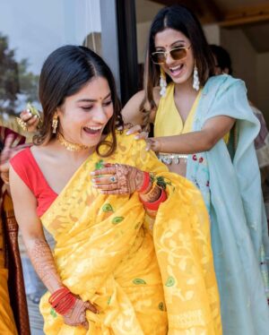 Krishna Mukherjee Instagram - Happy Poila Baisakh 💛 
 
PC- @israniphotography