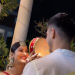 Krishna Mukherjee Instagram - Happpyyy karwachauth ♥️🪬 #firstkarwachauth #mrs.batliwala #love Outfit- by @delnabatliwalla ♥️ Parsi Gara saaree