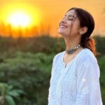 Krishna Mukherjee Instagram - Amader Choto Nodi amader chhoto nodi chole bake bake boishakh maashe tay hnatu jol thake. paar hoe jay goru, paar hoy gaari - dui dhaar unchu taar, dhalu taar paari. By- Ravindra Naath Thakur Shantiniketan , Bolpur