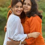 Krishna Mukherjee Instagram - Amader Choto Nodi amader chhoto nodi chole bake bake boishakh maashe tay hnatu jol thake. paar hoe jay goru, paar hoy gaari - dui dhaar unchu taar, dhalu taar paari. By- Ravindra Naath Thakur Shantiniketan , Bolpur