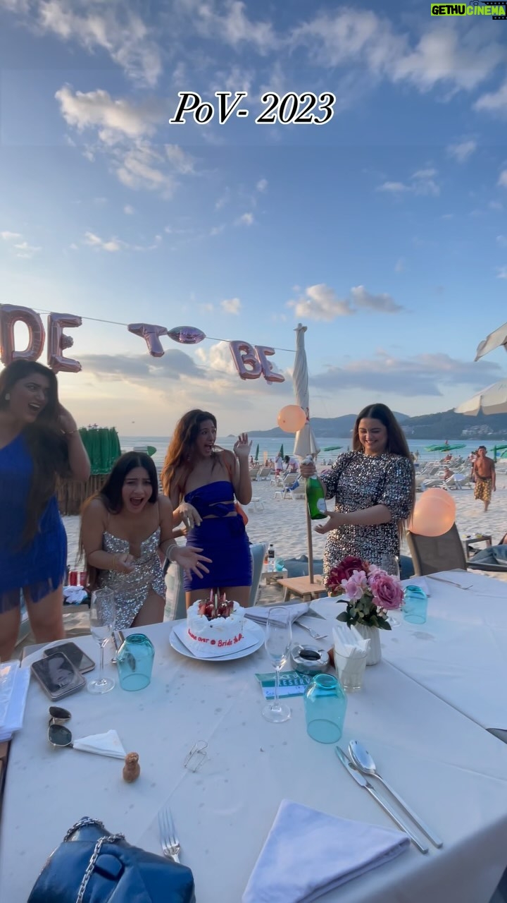 Krishna Mukherjee Instagram - Thank You 2023 For The Beautiful Memories ♥️ Every Year Teaches You Something New About Life and Yourself ,And It Makes You A Wiser And A Better Version Of Yourself.♥️ And I Am Really Grateful For Everything I have In My Life, Be It Good Or Bad ☯️ Thank You To All My Friends, Family and My Insta Family ♥️ I Am Forever Grateful 🤗 “Life Is Like A Roller Coaster It Has its Ups and Downs, Twist and Turns. But It’s Your Choice To Scream Or Enjoy The RIDE “. 💃🏻 Cheers To 2024 🥂 🕉️