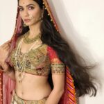 Kriti Kharbanda Instagram - #4yearsofhousefull4 ♥️ A journey like no other! An experience like no other! An opportunity like no other! Big big thank u to the entire team for making me a part of a film I’ve followed since the very beginning. From being a fan of the franchise to actually starring in one, this has been one hell of a ride. ♥️♥️♥️