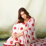 Kriti Sanon Instagram - ♥️ I’m a saree girl! ♥️