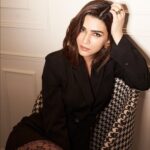 Kriti Sanon Instagram - ♠️♠️ #GanapathPromotions @tods @jacquemus