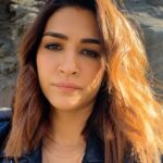 Kriti Sanon Instagram - Manali.. You are beautiful! 😍 Its a Schedule wrap for #DoPatti !! ✌️ Cold weather, Warm hearts! ❄️❤️ Passionate souls trying to create some magic while making memories! 🦋🦋 Such a fulfilling schedule, all thanks to a great team! 👏🏻✌️❤️ @beatnikbob5 @martratassepp you guys killed it! 🫶🏻👏🏻💖 #DoPatti @bluebutterflyfilmsofficial @kathhapictures @kanika.d @netflix_in