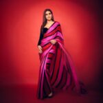 Kriti Sanon Instagram - ❤️🩷🖤 @manishmalhotraworld Styled by- @sukritigrover Styling Team- @vanigupta.23 HMU- @alpakhimani @kavyesharmaofficial 📸 - @nupuragarwal__