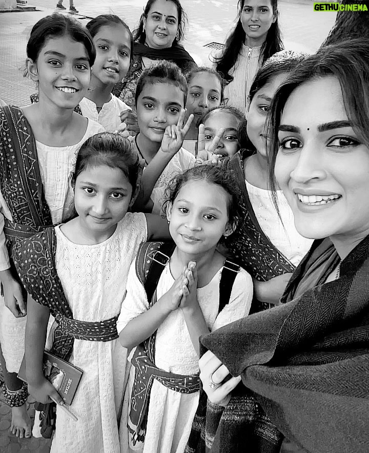 Kriti Sanon Instagram - Every film has a piece of my heart in it, but some have my soul too.. #DoPatti has had my heart, soul, brain, love, tears, dreams and more.. My first as a producer under @bluebutterflyfilmsofficial and I’ve thoroughly enjoyed this creative journey!! 🥹🥹 As my heart sinks knowing that this ride has come to an end, I’m grateful for the beautiful memories and the even more beautiful people who made it so special!❤️ @kanika.d my brilliant writer and co-producer- I lovveee your passion for films and I’m so glad we did this together! here’s to telling many more exciting stories together 😘❤️ @beatnikbob5 you’ve created magic with your vision & your quirky way of looking at basics! And oh yes, You’re one of the coolest directors I’ve worked with! 🤟🤗💖 @kajol ma’am I’m so so glad I got to work with you again!! I love that you are so real in a not-so-real world! Thank you for always helping me give my best! ❤️❤️ @tanviazmiofficial ma’am you are a rockstar! I love you and I’m so glad I got to know you! Thank you for being so warm and amazing! ❤️🤗 @shaheernsheikh can’t wait for the world to see you shine bright in your debut!! ✨ Glad to have found a friend in you! 🫶🏻May this be the beginning of a beautiful new journey in your life! ❤️ @martratassepp Martyyy you are brilliant and this film wouldn’t have been what it is without you! Thank you for shooting it so passionately! And last but not the least thank you @netflix_in #Monica @ruchikaakapoor and the entire team for making this beautiful story come to life!! Releasing 2024! Cant wait! @bluebutterflyfilmsofficial @kathhapictures