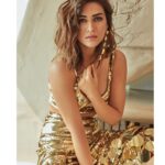 Kriti Sanon Instagram - And oh! She sparkled again Brighter than ever As she finally found herself Fearlessly alive. Smiling at her destiny Maybe it was all a plan A stroke of serendipity — Kriti ✍️ #SanonScribbles @hellomagindia @rohanshrestha 📸