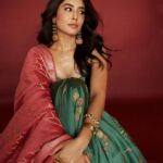 Kritika Kamra Instagram – Kaju katli szn ✨
Outfit- @aasthasoodstudio
Earring: @goldenwindow @ascend.rohank
Cuff: @vasundharajewelry @ascend.rohank
Bangle: @sanzanyjewels
Ring: @preetimohanofficial
Stylist- @styledbyzainabb
Assisted by @mannatbhallaa
Makeup- @taskeen_c
Hair- @niyati_kothari
Photos – @pehelaggarwal ❤️