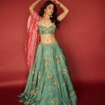 Kritika Kamra Instagram – Kaju katli szn ✨

Outfit- @aasthasoodstudio
Earring: @goldenwindow @ascend.rohank 
Cuff: @vasundharajewelry @ascend.rohank
Bangle: @sanzanyjewels 
Ring: @preetimohanofficial

Stylist- @styledbyzainabb 
Assisted by @mannatbhallaa
Makeup- @taskeen_c
Hair- @niyati_kothari
Photos – @pehelaggarwal ❤️