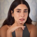 Kritika Kamra Instagram – Just us girls playing dress up 🎀
Styled by @sheefajgilani
Assisted by @kashishsinhaaa
Fashion intern @jhanvikhatwani_
Outfit @martyco.in
Makeup @chrissybaps
Hair @cletusliuu
📸 @tianakamtephotography
