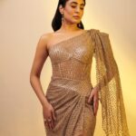 Kritika Kamra Instagram - For the spectacular opening of @mumbaifilmfestival 2023 ✨ In @rohitgandhirahulkhanna and @karishma.joolry Styled by @beezsharma Style team : @naishasinghvi Hair : @swapnilkashid_ Makeup : @miimoglam Photos : @kunalgupta91 Nita Mukesh Ambani Cultural Centre